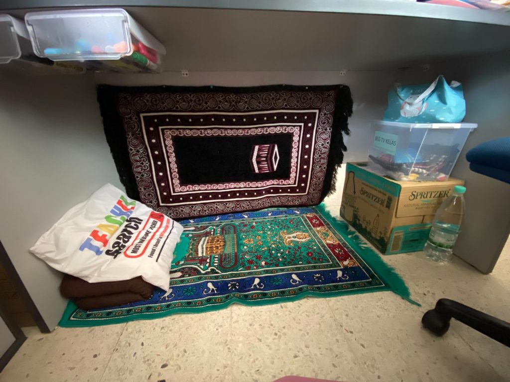 surau di tempat kerja