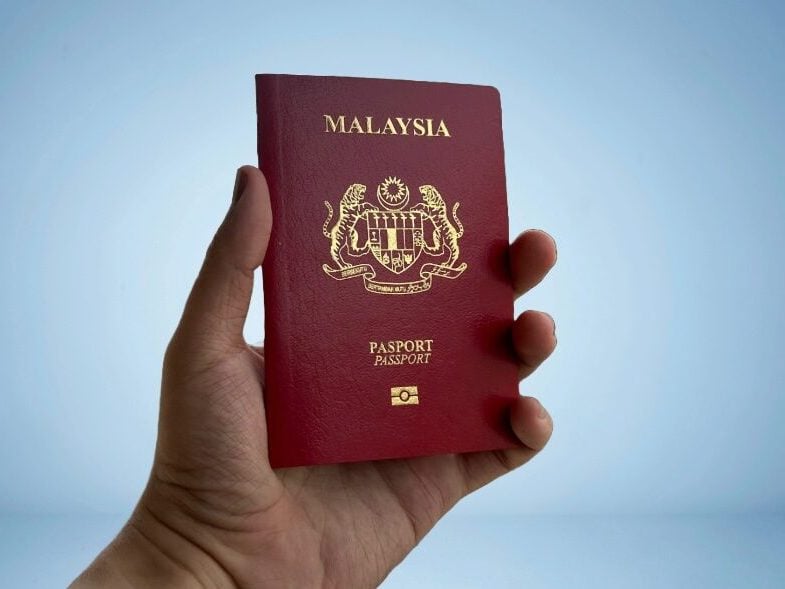 Pasport Berkuasa: Antara Kebanggaan Duniawi dan Cerminan Amanah Umat