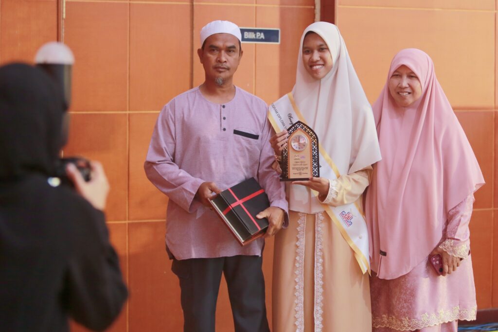 pelajar hafizah