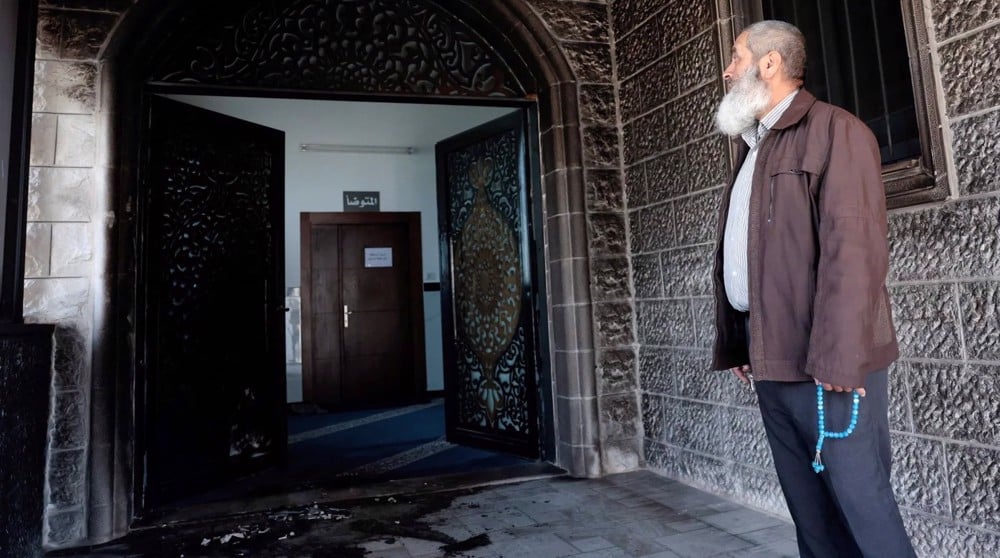 Rumah Allah Dirobek Lagi, Israel Bakar Masjid Di Tebing Barat Ketika Bulan Ramadan