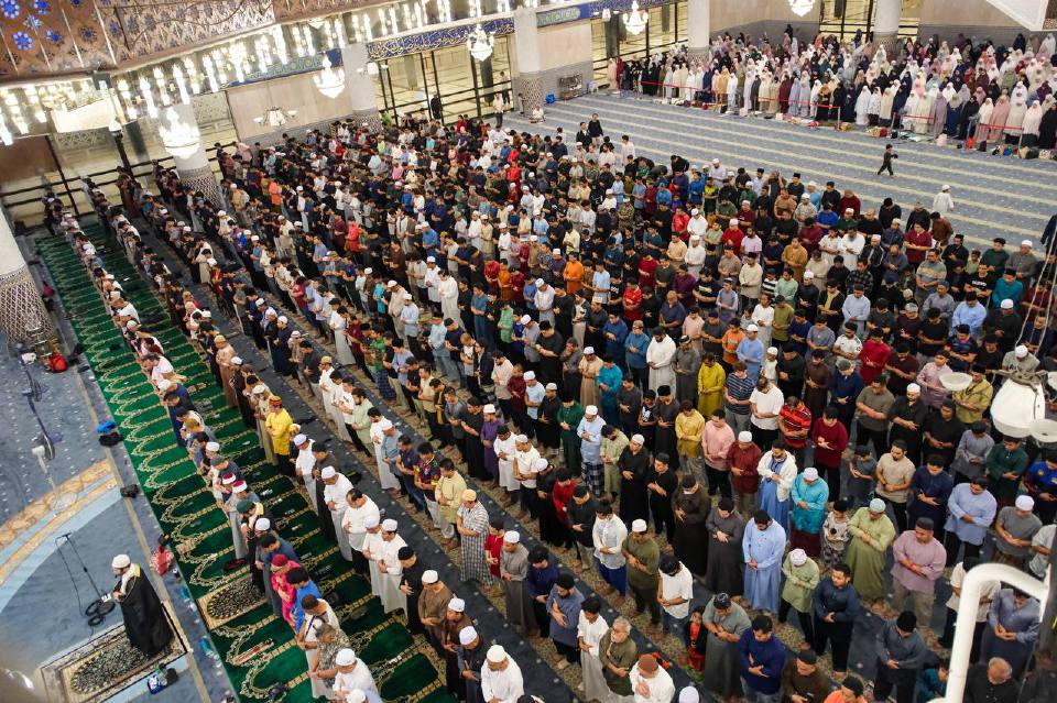 Sunnah Memanjangkan Bacaan Solat Tarawih, Pilih Masjid Atau Surau Ikut Kemampuan Diri