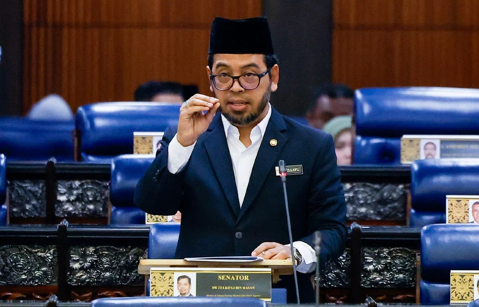 Konflik Asia Barat Memuncak, Umat Islam Diseru Adakan Solat Hajat & Qunut Nazilah Segera