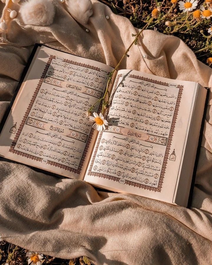 Lidah Tersimpul Saat Membaca Al-Quran? Itu Tandanya “Sensor” Iman & Penjagaan Allah Sedang Bekerja