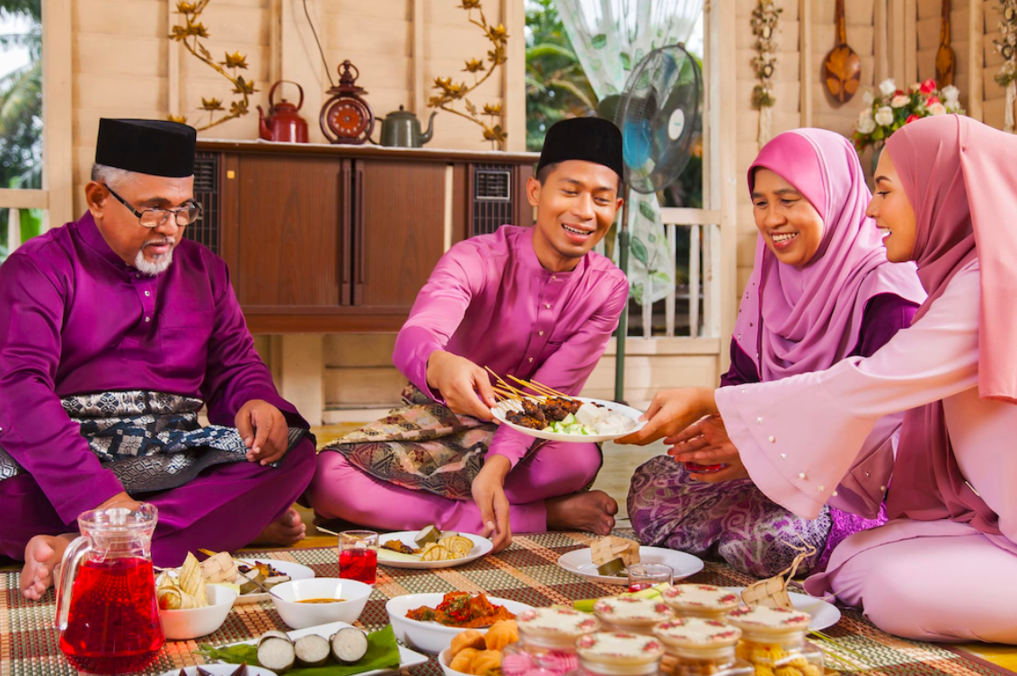 Sambut Hari Raya Dengan Aktiviti Bermanfaat, Jangan Buat Maksiat, Pembaziran Atau Meninggalkan Solat Fardu