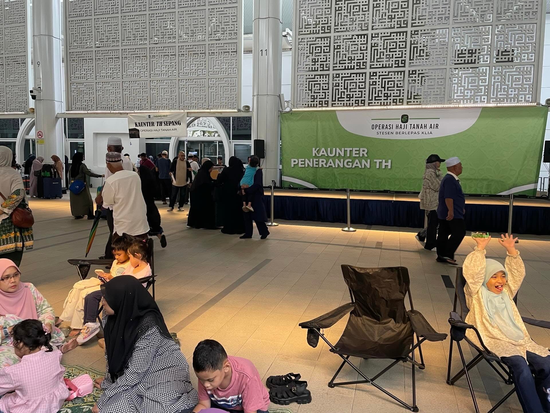 Lelaki Kongsi Tips Parking Lama Tapi Jimat Untuk Penghantar Jemaah Haji Di Mövenpick KLIA