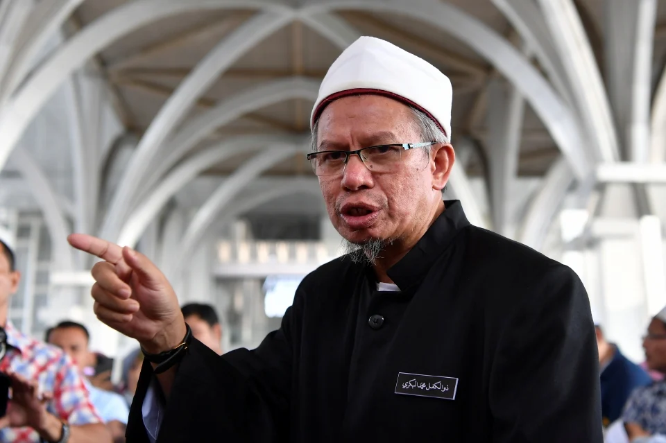 Dr. Zulkifli Al-Bakri Kongsi 3 Zikir Khusus Selepas Solat Subuh, Pelindung Diri Sepanjang Hari
