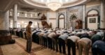 Terlambat Solat Jumaat? UAI Jelaskan Cara Makmum Masbuk Masuk Ke Dalam Solat & Bila Dikira Sah Solat Jumaat