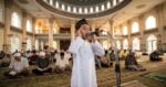 Kanak-Kanak Melaungkan Azan Di Masjid, Sah Atau Tidak? Ini Hukum & Syarat Yang Ibu Bapa Perlu Tahu
