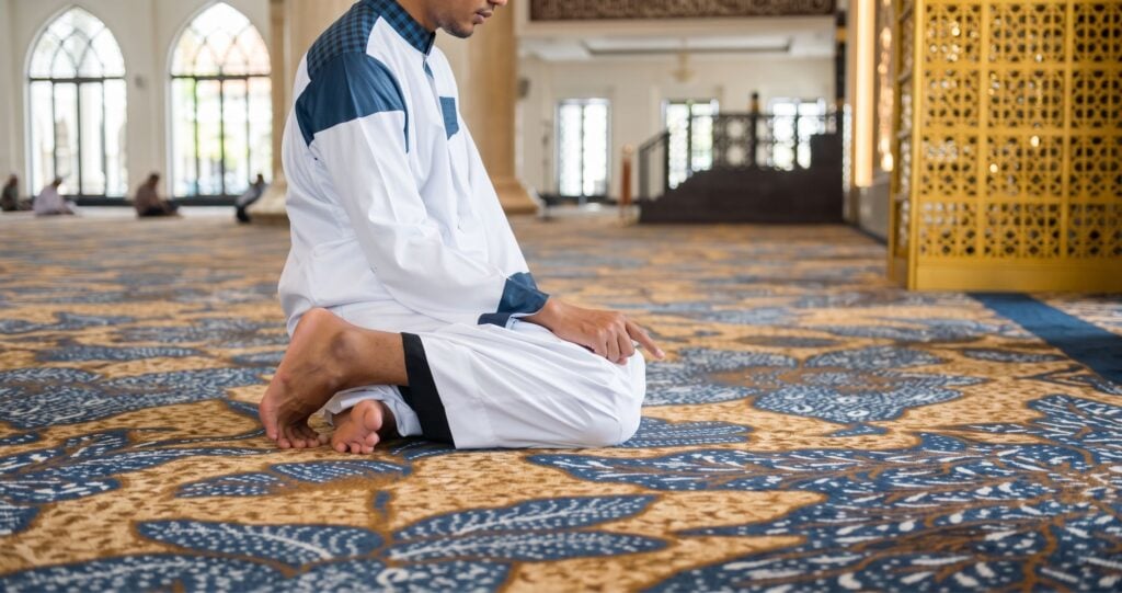 Adakah Rasulullah SAW Berselawat Ke Atas Diri Baginda Sendiri Ketika Tasyahud? Ini Jawapan Berdasarkan Riwayat Sahih