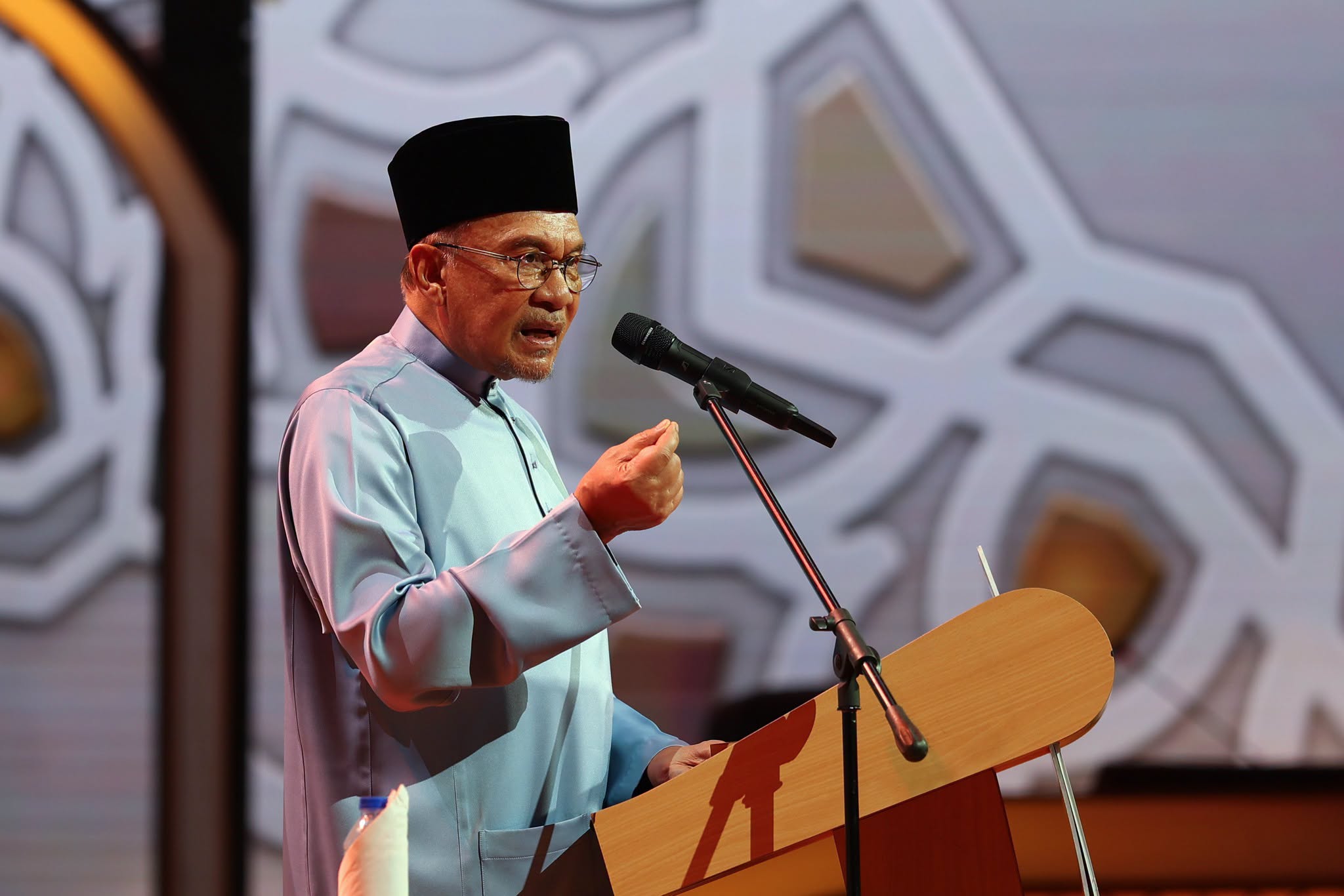 “Al-Quran Bukan Sekadar Baca & Hafaz, Tapi Perlu Difahami”, Ini 7 Mesej Utama Perdana Menteri Sempena MTHQA Ke-66 Untuk Umat Islam