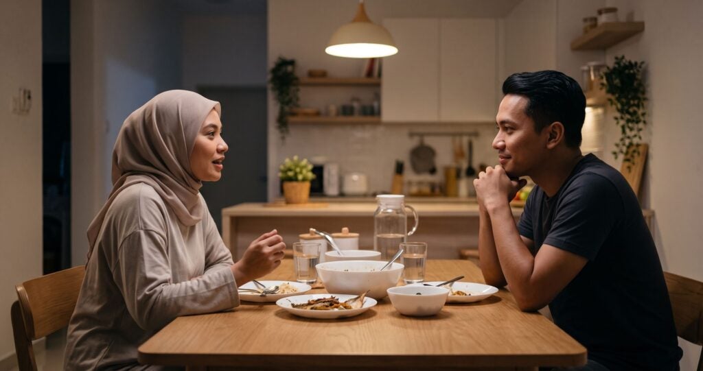 Isteri Meluah Tapi Suami Sibuk Dengan Telefon? Dr Zulkifli Kongsi 4 Tip Menjadi Pendengar Yang Baik Demi Keharmonian Keluarga